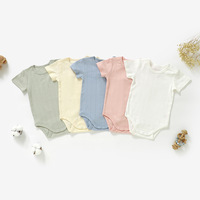 Combinaison à manches courtes pour bébé, respirante et douce, barboteuse pour nouveau-né, vêtements de tous les jours pour nourrissons, vente en gros