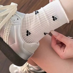 Women's White Breathable Mesh Socks Mid Calf Lace Trim Sweat Absorbing Casual Summer Socks - Product Image 3