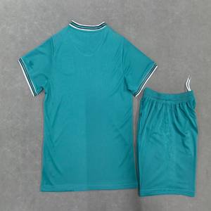 人気メンズサッカーユニフォーム、サッカージャージ、トラックスーツ、カジュアルシャツ、速乾性、通気性、軽量、100％ポリエステル、OEMチーム - Product Image 2