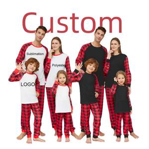 Conjunto Familiar Personalizable de Pijamas Navideños Rojos/Verdes para Parejas, Hermanos, Niñas <span class=keywords><strong>y</strong></span> Bebés - Product Image 1