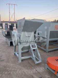 מכונת גריסה כבדה מפלסטיק 7.5 כוחות סוס עבור PE/PP/PVC/PET/ABS - מגרסת פסולת תעשייתית עם אישור CE - Product Image 5