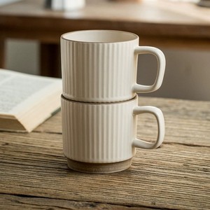 Tazza da Caffè in Porcellana di Alta Qualità, Design Moderno in Rilievo, Adatta per Microonde e Lavastoviglie, Regalo per Coppie e Ufficio, Monouso - Product Image 4