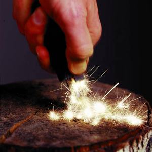 Un funzionamento della mano della Pietra Del Silice Avviamento di Fuoco di Campeggio D'escursione accessori - Product Image 4