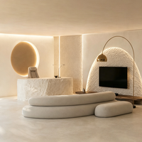 Luminaire de salon de coiffure haut de gamme mural vanité en bois de grain d'eau cadre doré arc miroir éclairé par LED