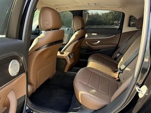 <span class=keywords><strong>2020</strong></span> <span class=keywords><strong>Mercedes</strong></span>-Benz <span class=keywords><strong>Clase</strong></span> <span class=keywords><strong>E</strong></span> negro usado 260 L Sport Edition sedán de negocios de lujo dirección izquierda 1,5 T 184HP gran valor - Product Image 6