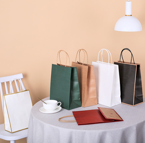 Sacs en papier kraft recyclé personnalisés, impression flexo classique pour les expositions, les supermarchés, les promotions - Product Image 1