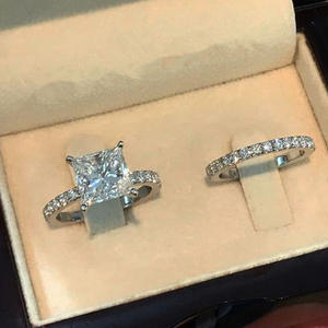 Anillo de compromiso de oro blanco con diamantes de corte princesa para mujer con diamantes laterales, color G, piedra natural DJ037 - Product Image 6