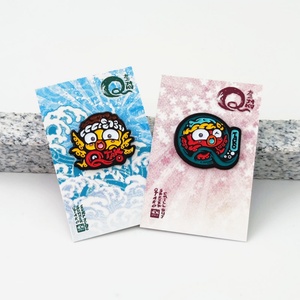 Venta al por mayor del fabricante: Pines de esmalte duro chapados en oro con logotipo personalizado, de imitación de metal antiguo, estilo anime y dibujos animados, a la moda, para insignias. - Product Image 2