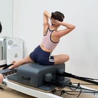 Machine d'entraînement multifonctionnelle légère et professionnelle pour le renforcement musculaire, Reformer de Pilates commercial en aluminium sur mesure pleine taille