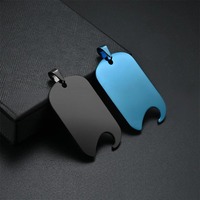 Nouveau Collier Pendentif Rectangulaire en Acier Inoxydable Style Militaire avec Porte-Badge d'Identification et Décapsuleur pour Hommes