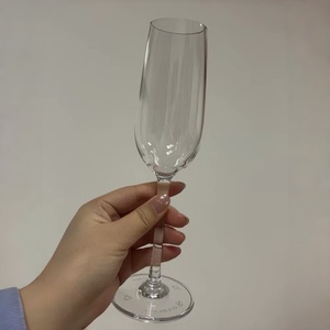 Flûtes à <span class=keywords><strong>champagne</strong></span> jetables en plastique transparent <span class=keywords><strong>de</strong></span> 5,5 oz avec logo personnalisé, verres à vin, gobelets pour les célébrations <span class=keywords><strong>de</strong></span> mariage, les fêtes <span class=keywords><strong>de</strong></span> remise <span class=keywords><strong>de</strong></span> diplômes - Product Image 5