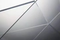 Service de coupe de taille personnalisable de feuille de polycarbonate solide transparente anti-rayures de haute qualité de 10mm pour le pare-son d'abri de voiture