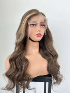 Nhà Cung Cấp Tùy Chỉnh Ren Tóc Giả Nổi Bật Màu Nâu Cơ Thể Sóng 360 Hd Trong Suốt Ren Phía Trước Tóc Giả - Product Image 3