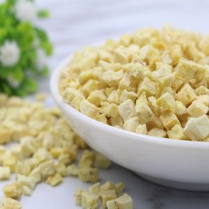Snack orgánico de plátano liofilizado, comida saludable con sabor dulce, textura suave y rodajas de fruta en embalaje a granel, producto caliente - Product Image 2