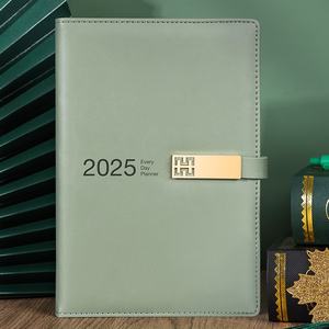 2025 A3 <span class=keywords><strong>calendrier</strong></span> <span class=keywords><strong>livre</strong></span> Logo personnalisé gravure en cuir cahier à couverture rigide avec poinçonnage fonction plan quotidien <span class=keywords><strong>calendrier</strong></span> annuel - Product Image 2