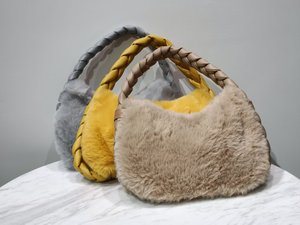 סתיו וחורף אופנה חדשה קטיפה תיק כתף מזדמנת חמוד תיק ילדת מזדמן - Product Image 4