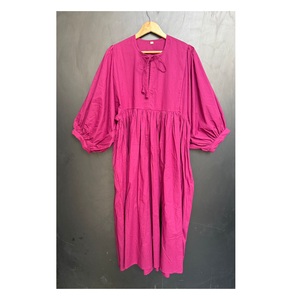 Vestido largo elegante de algodón para mujer, para uso casual, oficina, vestido cómodo para el día a día, disponible para la venta desde India. - Product Image 1
