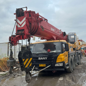 Grue mobile d'occasion, grue sur camion d'occasion STC800T5 EN PROMOTION STC250 STC500 STC750 STC800 STC1000 SAC1300 SAC220 SAC350 en stock à vendre - Product Image 1