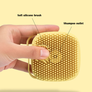 2 Trong 1 Mềm Silicone Pet Chải Chuốt Làm Sạch Vòi Hoa Sen Cơ Thể Scrubber Mèo Tắm Massage Bàn Chải Con Chó Với Dầu Gội Dispenser Cho Vật Nuôi - Product Image 5