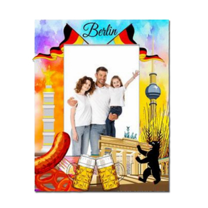 Globe d'eau allemand en résine personnalisé coloré pour la construction d'une maison de Berlin Buddy Bears Boule à neige souvenir - Product Image 2