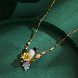 Collar con colgante de flor blanca y pájaro de las buenas <span class=keywords><strong>noticias</strong></span> en 3D esmaltado, joyería de animales linda para mujer - Product Image 2