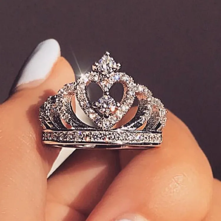 Mulheres de Luxo Gemstone Zircon Anéis de Noivado do Corte Da Princesa Coroa de Prata Anel de Casamento Do Diamante