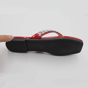 Nuove estive da donna <span class=keywords><strong>infradito</strong></span> <span class=keywords><strong>infradito</strong></span> traspiranti in tinta unita da donna <span class=keywords><strong>infradito</strong></span> da spiaggia pantofole e <span class=keywords><strong>sandali</strong></span> con strass - Product Image 6