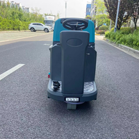 Nouvelle autolaveuse commerciale robuste à conducteur marchant à pied à prix abordable pour le nettoyage des supermarchés et des centres commerciaux