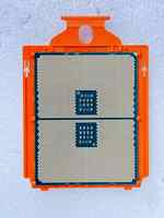 CPU Server Grosir EPYC 7502 32-Core 64-Thread 2.5GHz SP3 128MB L3 DDR4-3200 PCIe 4.0 180W 100-000000054