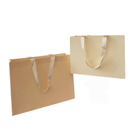 Luxuriöse Papiertüten für Kleidung, Haushaltswaren und Geschenkverpackungen in Individuellen Größen/Farben, Handgefertigte Verpackung
