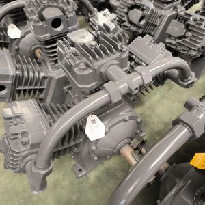 Compressore d'aria portatile diesel Hongwuhuan W2.85/5 con pistone lubrificato, pompa raffreddata ad acqua da 5 bar, avviamento automatico, per miniera, con cuscinetti a giunto - Product Image 5