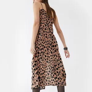 Yaz yeni moda leopar bölünmüş seksi elbise Casual kadın kemer elbiseler