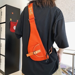 กระเป๋าคาดอกผู้ชายแบบ unisex กันน้ำ ทำจากไนลอน น้ำหนักเบา ป้องกันการโจรกรรม ปิดด้วยซิป ใช้ได้ทุกวัน ทันสมัย - Product Image 5