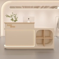 Comptoir de réception style crème pour influenceurs, mini-bar en bois simple, comptoir de caisse moderne et élégant pour magasin de vêtements pour femmes