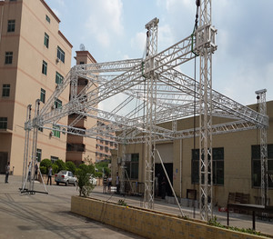 F34 compatible silver truss Pyramid roof truss 290x290mm aluminum alloy System stage lighting - Product Image 3