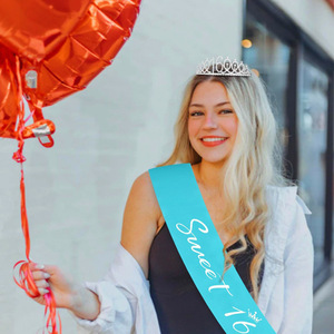Ensemble de couronnes d'anniversaire OEM bleu ciel avec ruban, pour les anniversaires du 10e, 13e et 18e, lot de 3 accessoires pour <span class=keywords><strong>cheveux</strong></span>, couronne simple en cristal argenté - Product Image 2