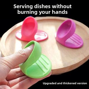 New Insulated Finger <b>Cots</b> A1305 Household Kitchen Thickened High Temperature Resistant Anti-Scald Gloves Wholesale Oven - Product Image 5