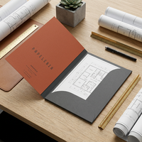 Carpeta de Presentación Arquitectónica Moderna en Terracota y Gris Carbón para Estudios de Diseño de Interiores Creativos