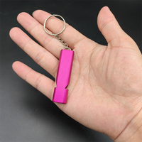 Porte-clés de sécurité d'autodéfense de survie en plein air Sifflet d'urgence 120DB pour le camping, la randonnée et l'entraînement des chiens Logo personnalisé