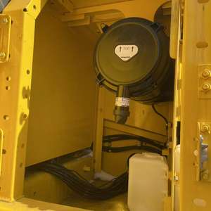 High-Quality Used Komatsu 220 Excavator Original Chassis Cross-Border <b>Machinery</b> Supply - Product Image 2