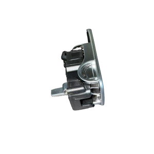 ที่จับกล่องเก็บของออดี้ คิว 3 รุ่น L8U1857131A30Q7 กลไกการล็อคด้านผู้โดยสาร วัสดุพลาสติก ดีไซน์เรียบง่าย ติดตั้งง่าย - Product Image 2