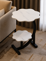 Table basse moderne à deux niveaux en MDF imprimé marbre, forme florale, avec cadre en fer noir courbé, portable pour salon, hôtel, OEM ODM