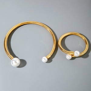 Conjunto de Joyería Vintage de Compromiso, Estilo <span class=keywords><strong>Barroco</strong></span>, Aleación con Imitación de Perlas, Collar y Pulsera con Diseño de Flor Chapado en Oro de 18K para Mujer - Product Image 2