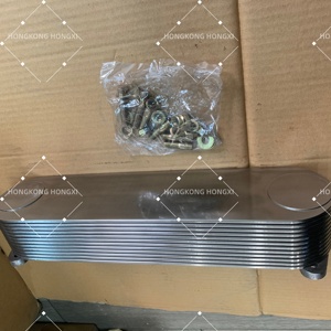 อะไหล่เครื่องยนต์ดีเซล Qst30 แกนระบายความร้อนน้ำมันเครื่อง 4068308 - Product Image 3