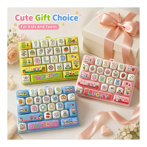 Jouet Clavier Cartoon pour Enfants avec 26 Boutons Colorés, Jouet Sensoriel Anti-Stress, Breloque de Sac à Dos, Cadeau pour Étudiant - Product Image 3