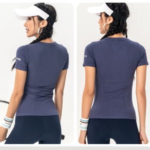 T-shirt de sport côtelé moulant pour femme, à manches courtes, extensible, confortable pour le tennis, le yoga, la course et le Pilates – Vente en gros - Product Image 4