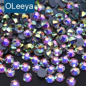 OLeeya 2088 Strass Premium en Cristal Thermocollants à Dos Plat, 8 Pierres Grandes, 8 Pierres Petites, 16 Facettes, Tailles SS10-SS30 pour Bricolage, Artisanat et Décoration d'Ongles - Product Image 1