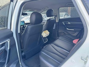 ผลิตในประเทศจีน ปี 2022 ปักกิ่ง EU5 ระยะทางวิ่ง 401 กม. 4 ประตู 5 ที่นั่ง ขับเคลื่อนล้อหน้า รถยนต์ไฟฟ้า - Product Image 6