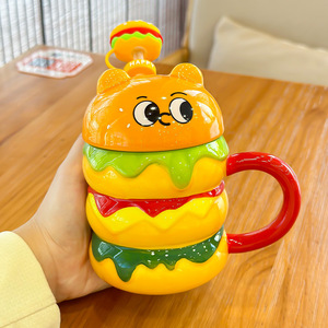 Mug en céramique créatif grande capacité Ours Hamburger – Cadeau personnalisé amusant pour les fêtes, idéal pour le lait - Product Image 3