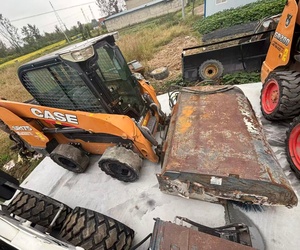 รถตักดิน SR175รถตักขนาดเล็กที่ใช้แล้ว - Product Image 6